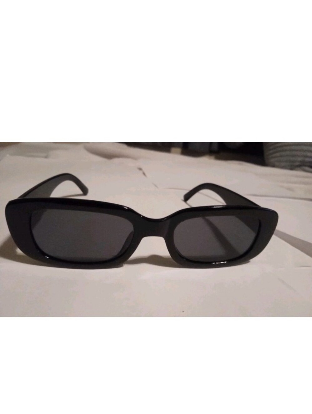 Black Rectangular Sunglasses - Classic Unisex Style